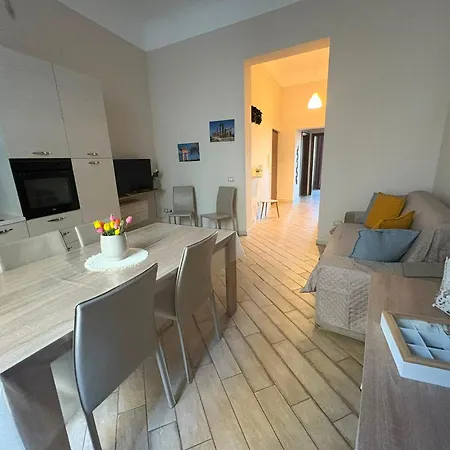 La Casa In Centro شقة *